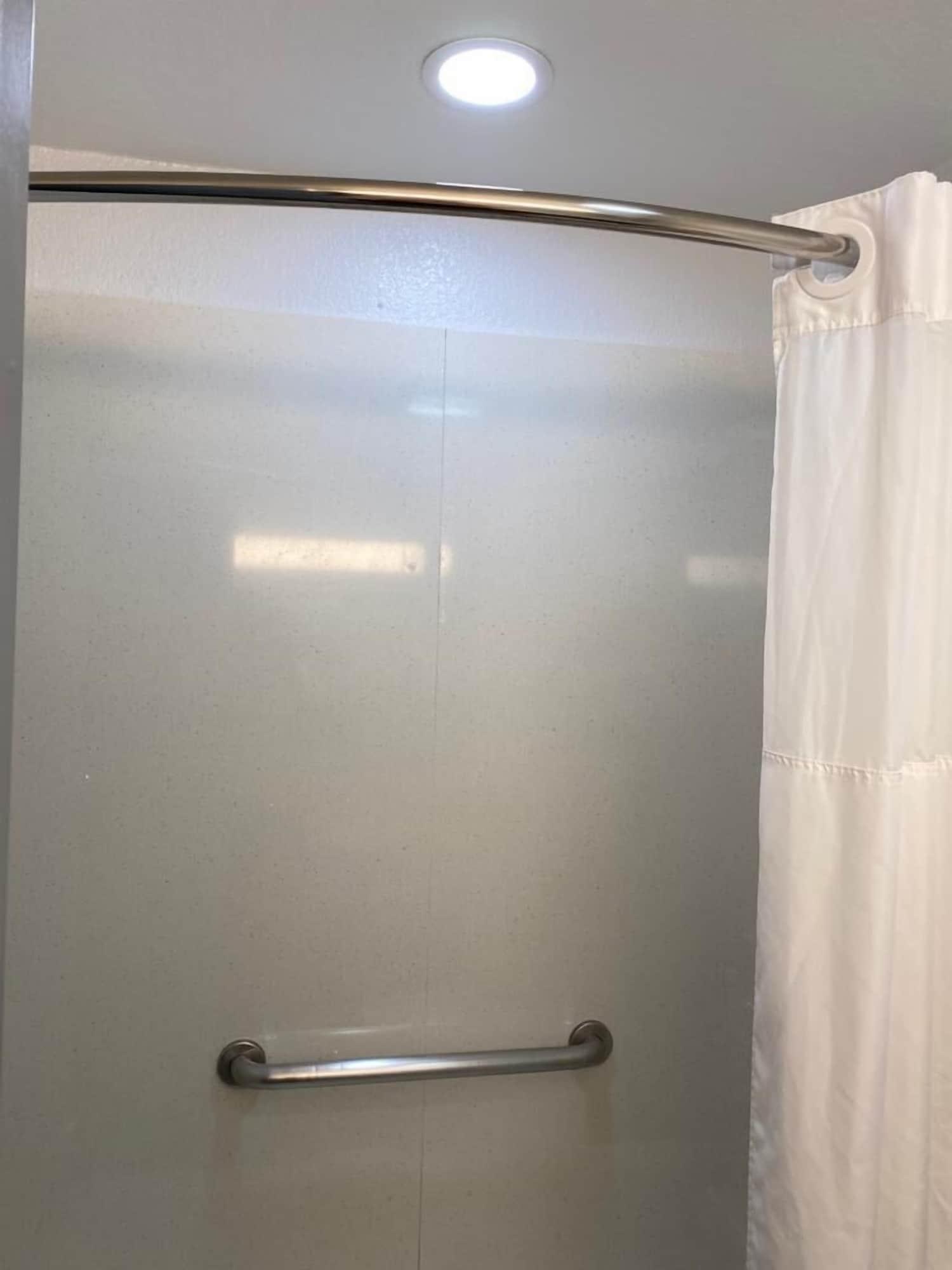 Quality Hotel 3*